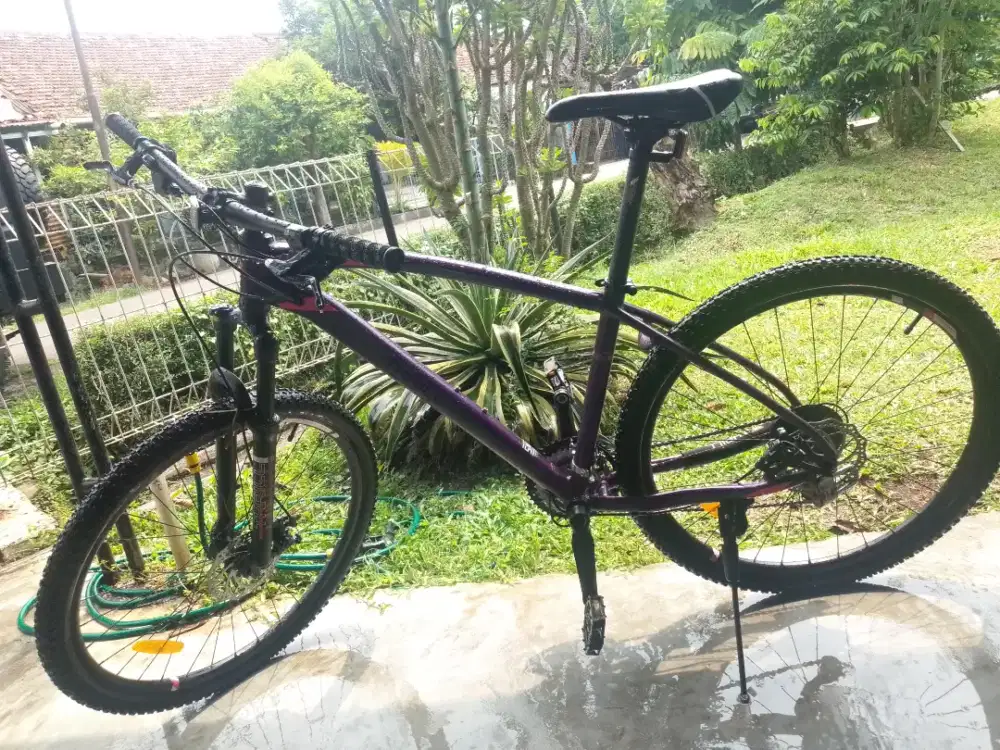 Bismillah di jual sepeda MTB Thrill Cleave 4.0 standart bejo semua