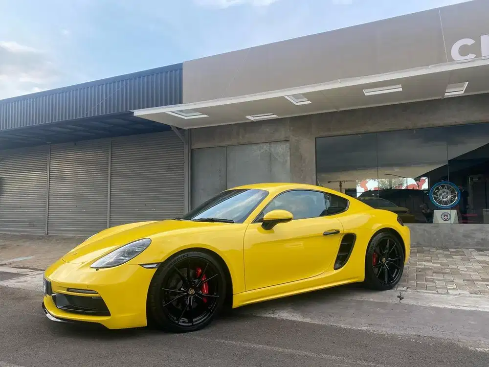 PORSCHE CAYMAN S