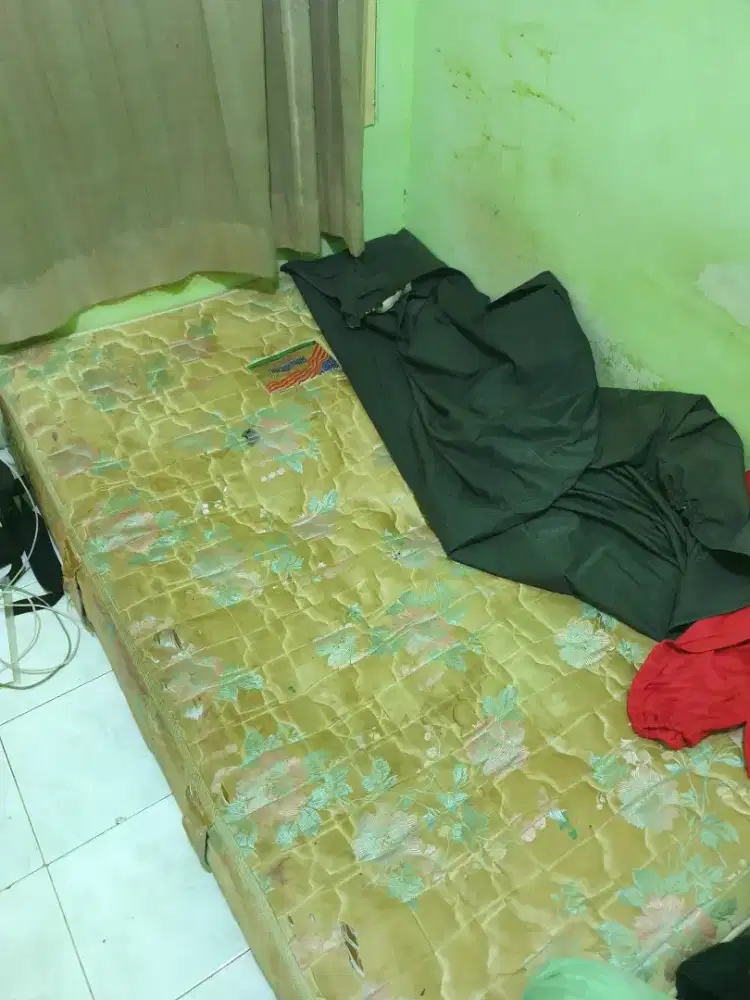 Spring bed per mecetat 3 titik ukuran 120 x200