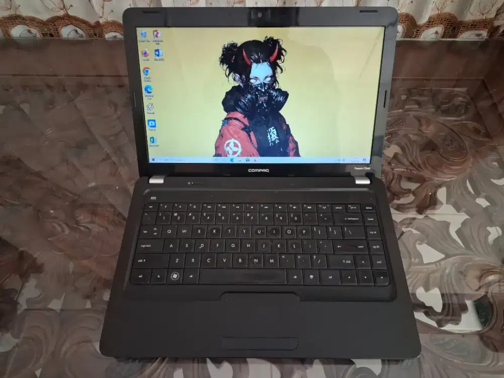 Laptop compaq, T4500 2.30Ghz, ram 4gb, hdd 500gb, win 10 siap pakai