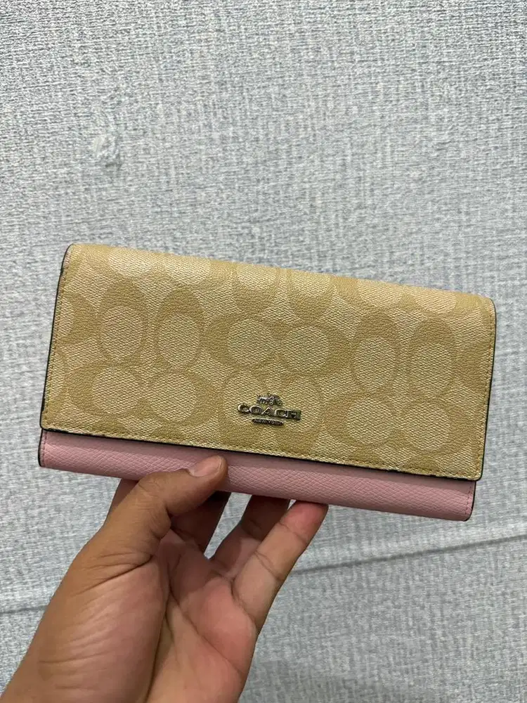 Dompet Coach Pink