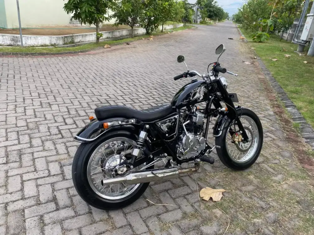 Scorpio Bobber 225CC