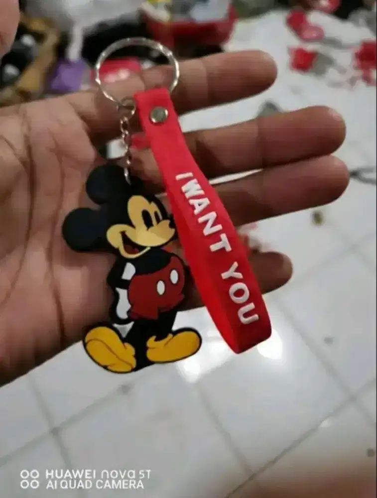 Gantungan kunci karet custom