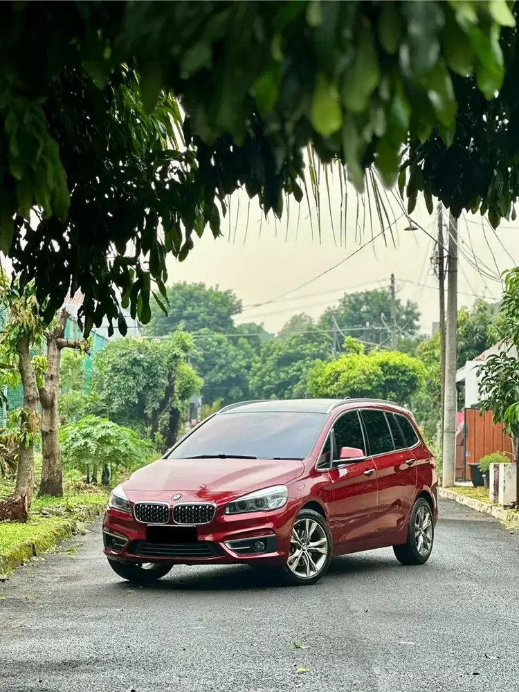 CASH BMW 218i Grand Tourer 2015 Full Record Original