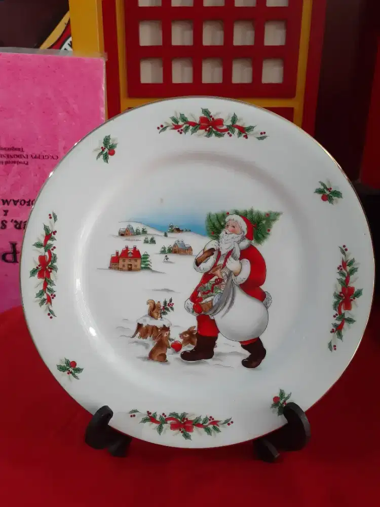 Piring Hias Sinterklas