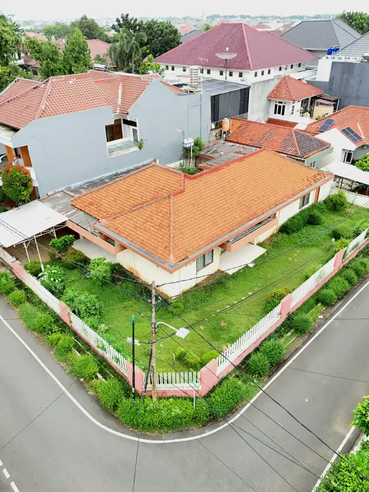 Rumah Lama Hitung Tanah Dalam Komplek Di Duren Sawit Jakarta Timur
