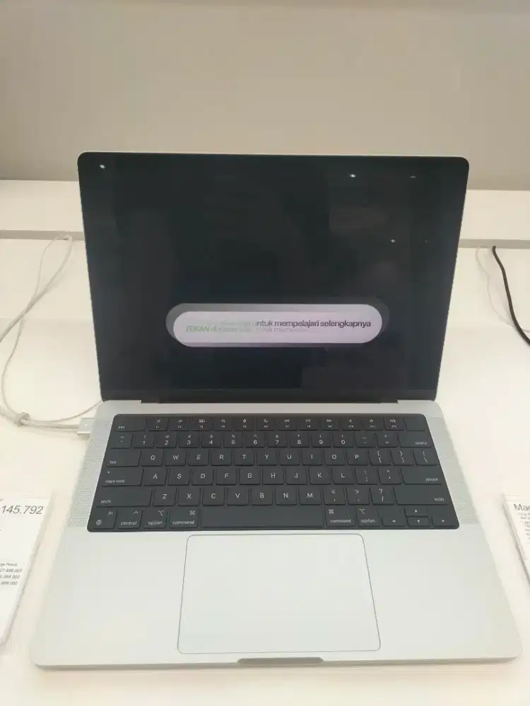 Macbook pro M4 pro & M4 max (14 inci)