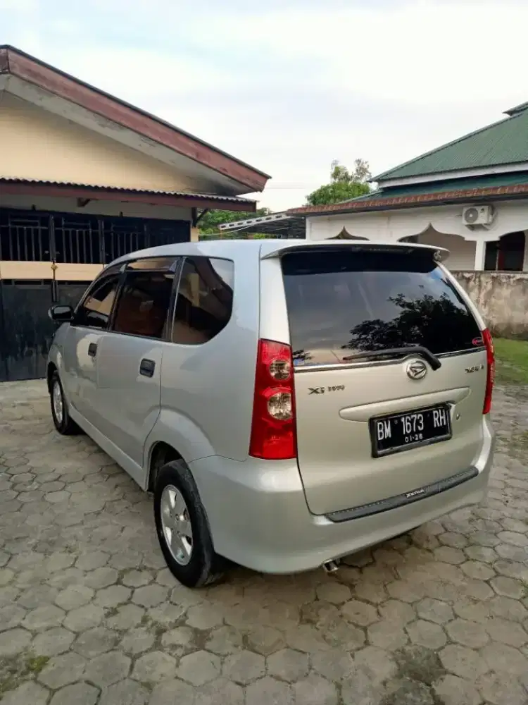 Daihatsu xenia Xi 1.3 AC dable