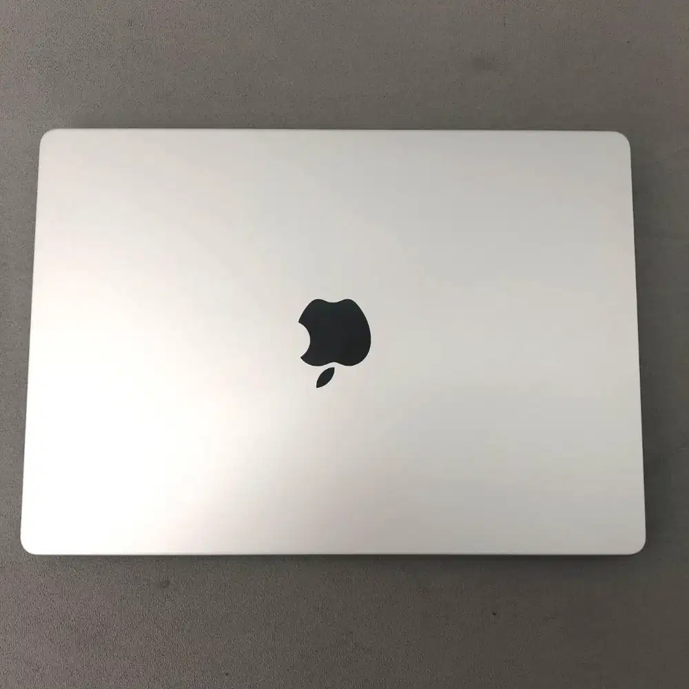 Macbook Pro 2024 16/512Gb