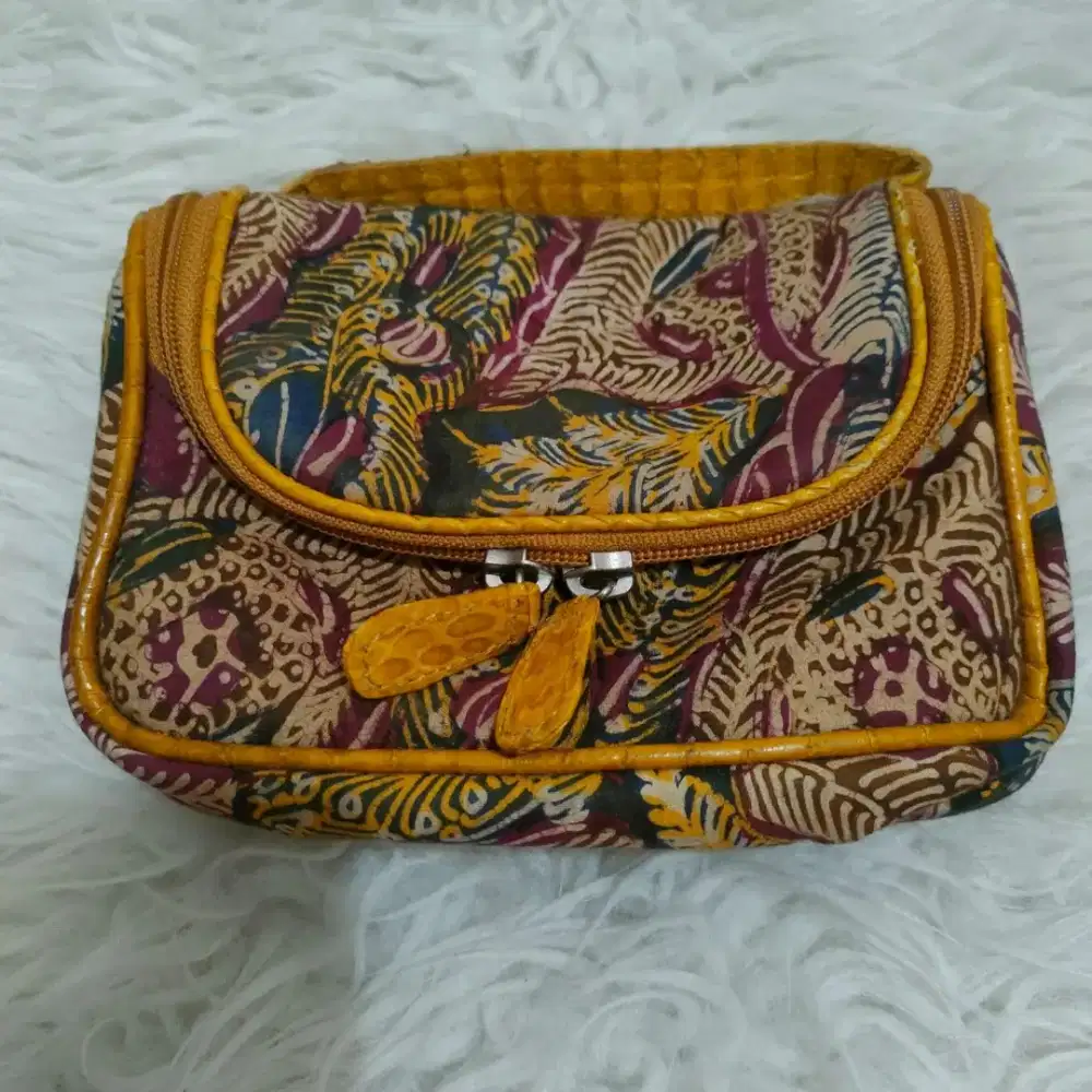 Pouch Batik Preloved