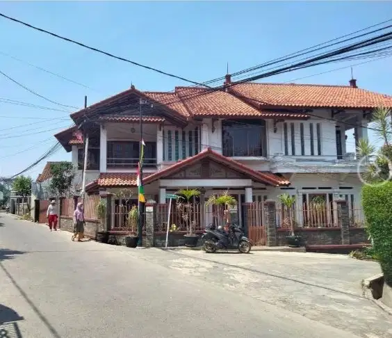 Dijual cepat Rumah Megah 2lt.diBandung Barat Cimahi.