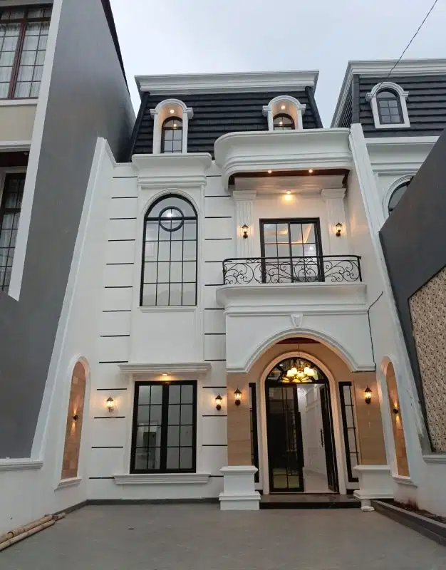 Di Jual Rumah American Classic Plus Private Poll Di Jagakarsa