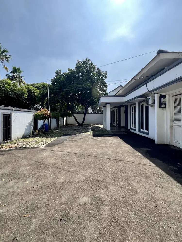 Rumah Kemang Bangka satu lantai, jalan lebar, bebas banjir