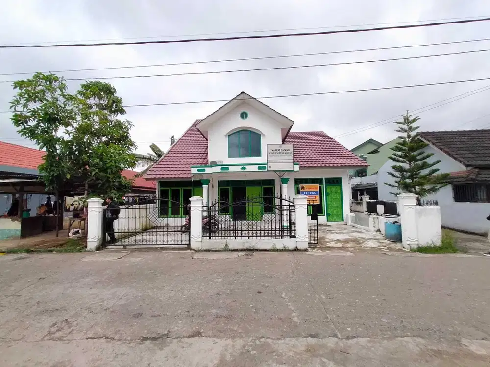 Rumah 2 (Dua) Lantai Jalan KH Balqi Banten Plaju Palembang Strategis