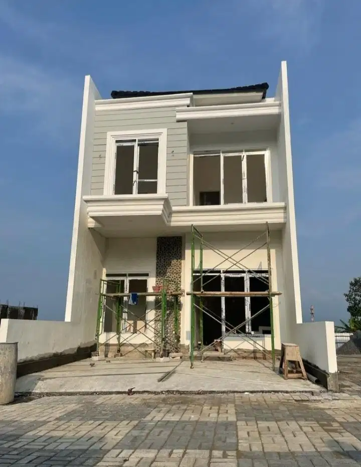 Villa murah mewah view menawan hawa sejuk udara segar lereng  Arjuno