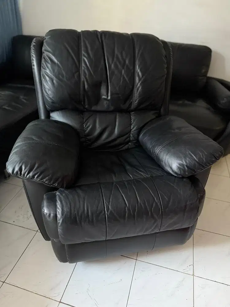 SOFA RECLINER SINGLE SEATER ITALIAN LEATHER GENUINE ( KULIT ASLI )