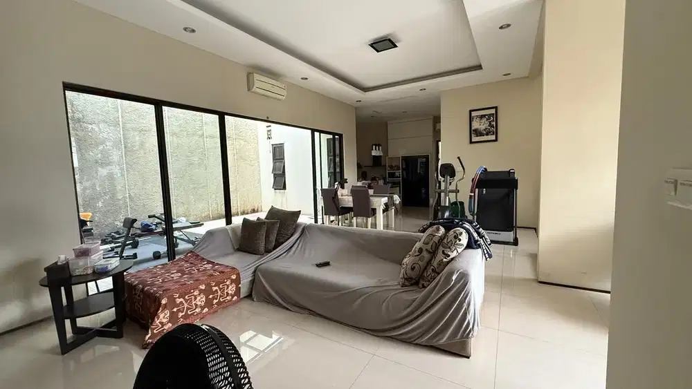 Di Jual Rumah Hoek siap huni di Rempoa Bintaro Tangerang Selatan