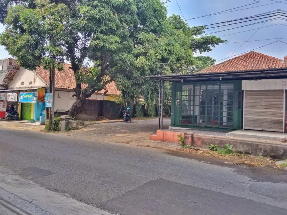 Tanah bagus samping Olifant demangan baru