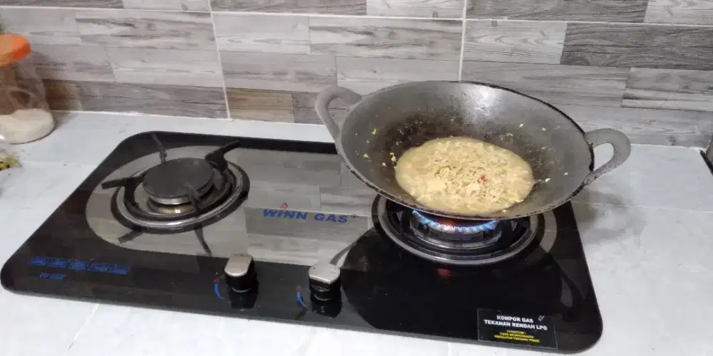 Kompor tanam merk win gas