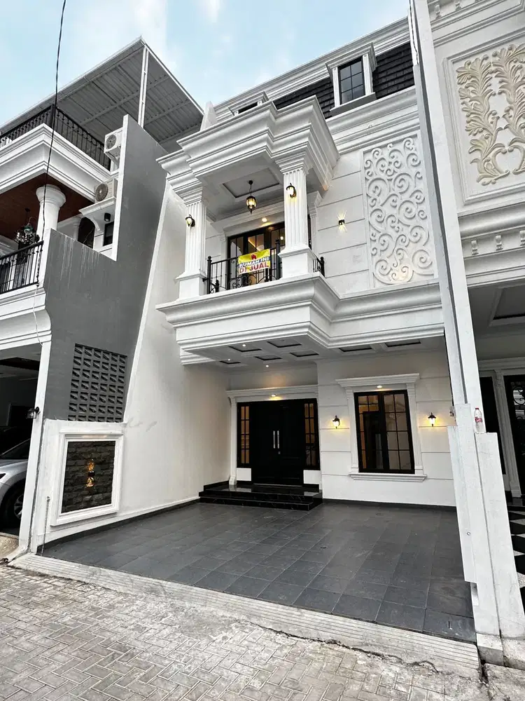 Rumah 1 Man Dalam cluster Townhouse Jagakarsa Jakarta Selatan