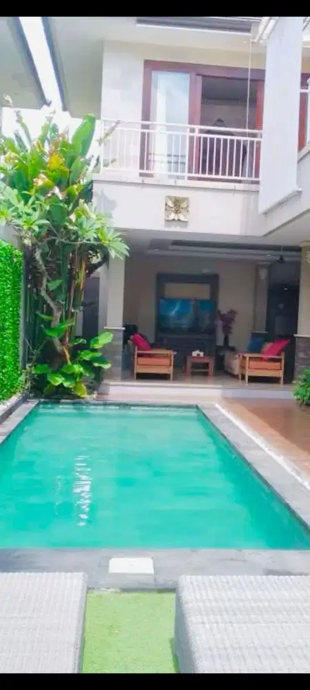 Dijual Villa kawasan puri Gading Jimbaran Bali