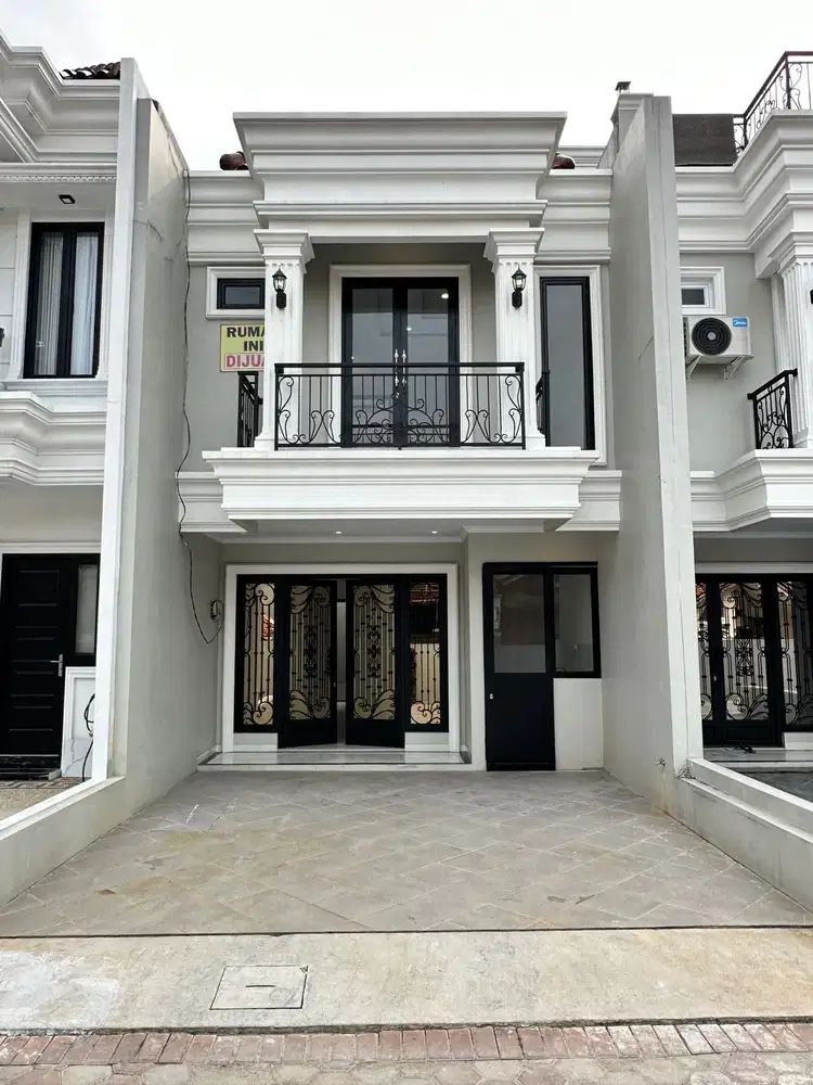 Rumah Dalam Cluster Lenteng agung Dekat Stasiun KRL
