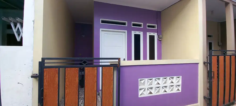 Rumah 2 Lantai Sangat Strategis Komplek Tanah Seratus