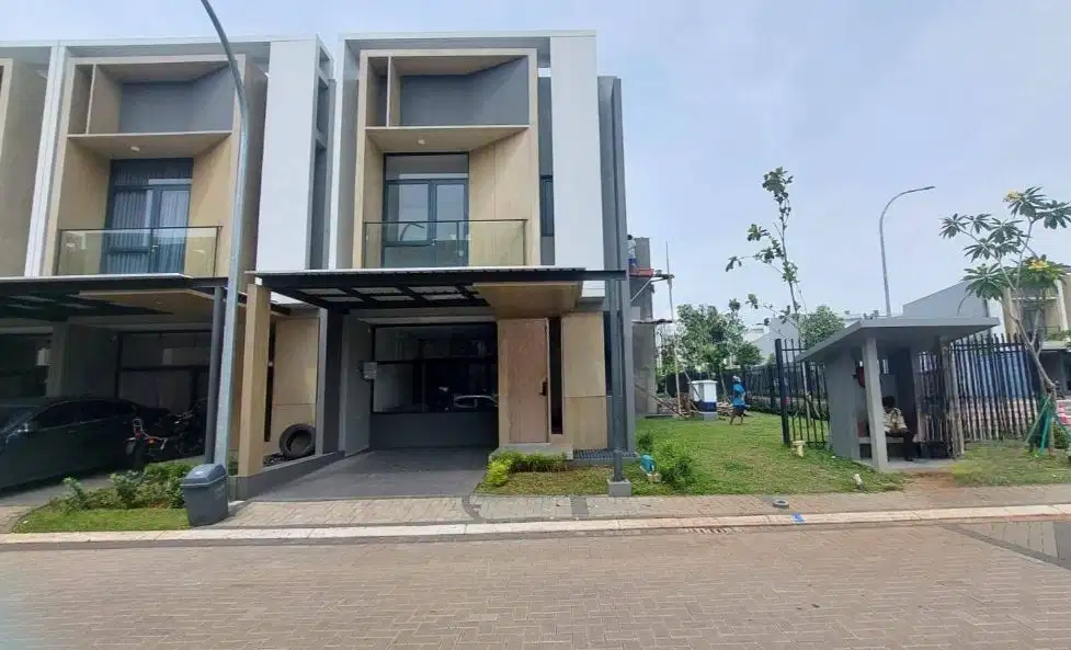 Rumah HOOK 2 Lantai Tanakayu Svani Gading Serpong BSD City Tangerang C