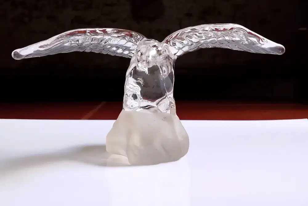 Patung Burung Kristal Vintage