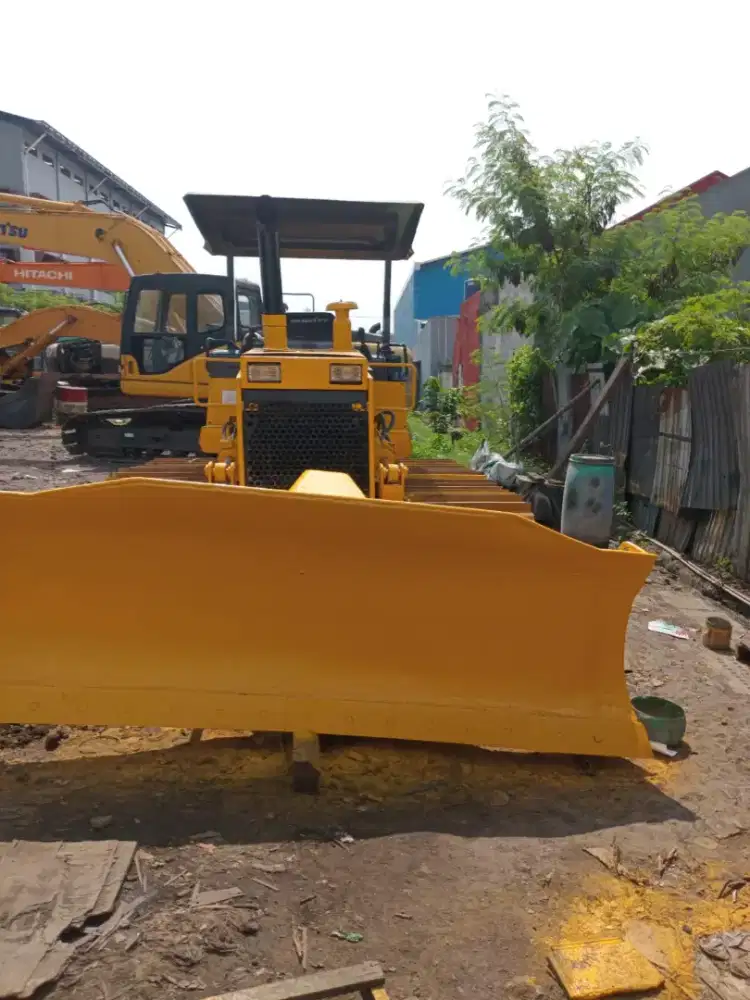Dozer D31P-20 th 2022 Buit Up harga 500jt NEGO
