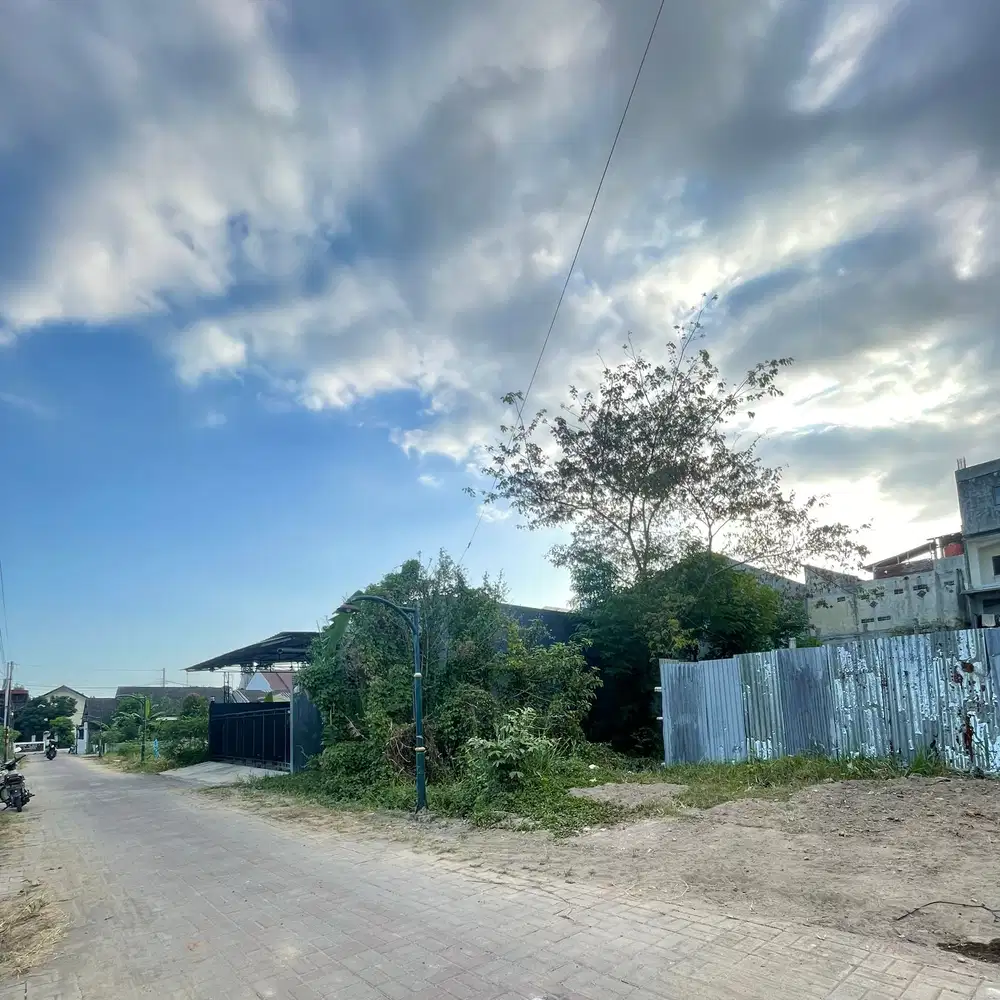 Tanah pekarangan 500m dr pakuwon mall jogja. tanah view sawah