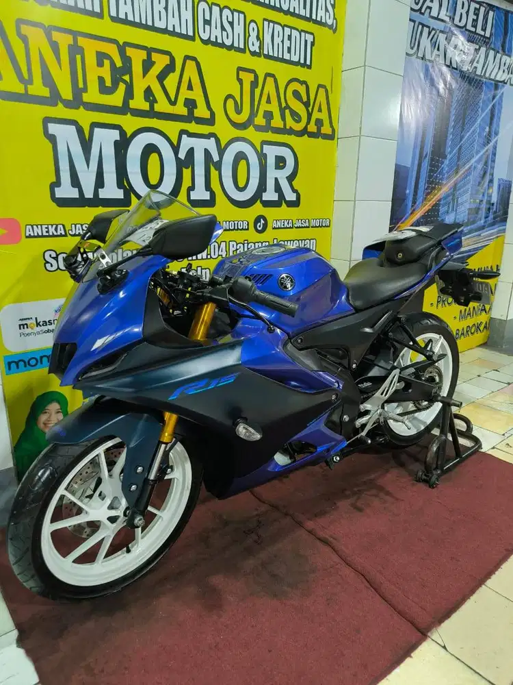 R15 V4 2022 AJM