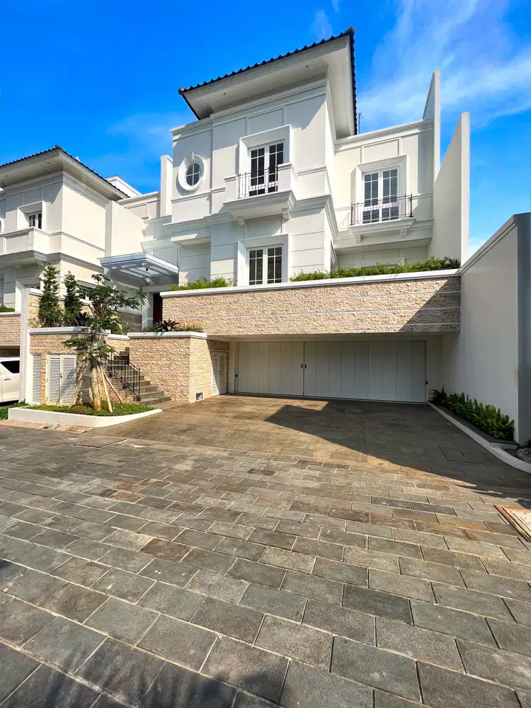 Rumah 4 Lantai di Kebayoran Baru, Jakarta Selatan