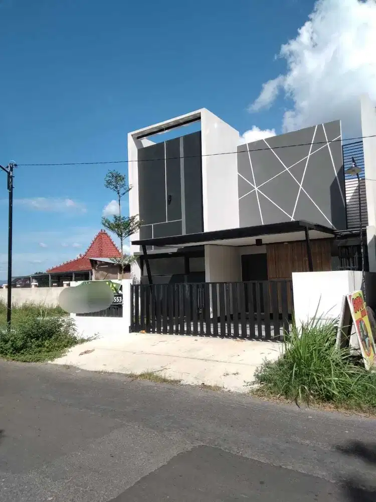 A216 - Hunian Modern Dan Cantik Murah Mangku Aspal  Di Kalasan