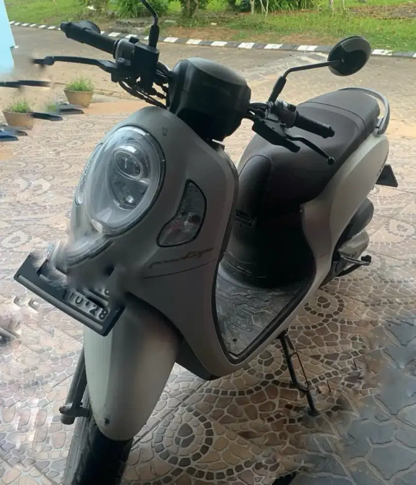 honda scoopy prestige putih doff 2023