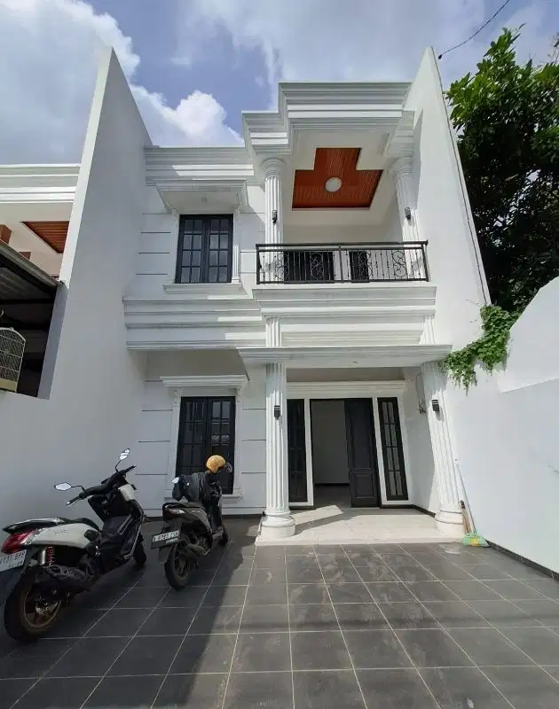 Jual Rumah Murah Siap Huni Dekat Toll Andara Jakarta Selatan