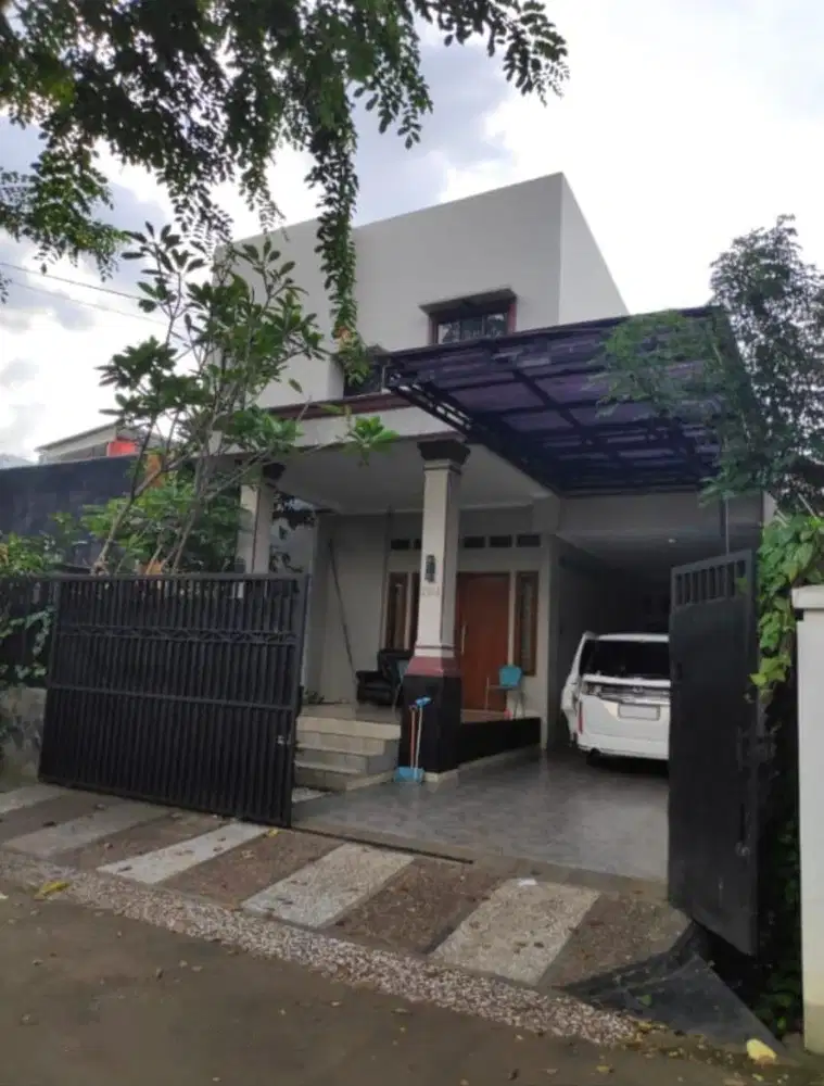 Dijual Cepat Rumah di Komplek Deplu Tangkot Cipadu Larangan