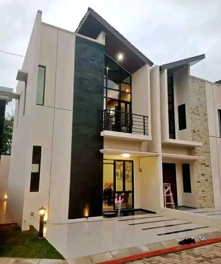 DI JUAL RUMAH 2 LANTAI, TIRTOSARI PARK TELUK BETUNG BANDAR LAMPUNG