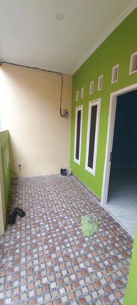 Rumah Strategis Tanah Seratus Komplek Ciledug