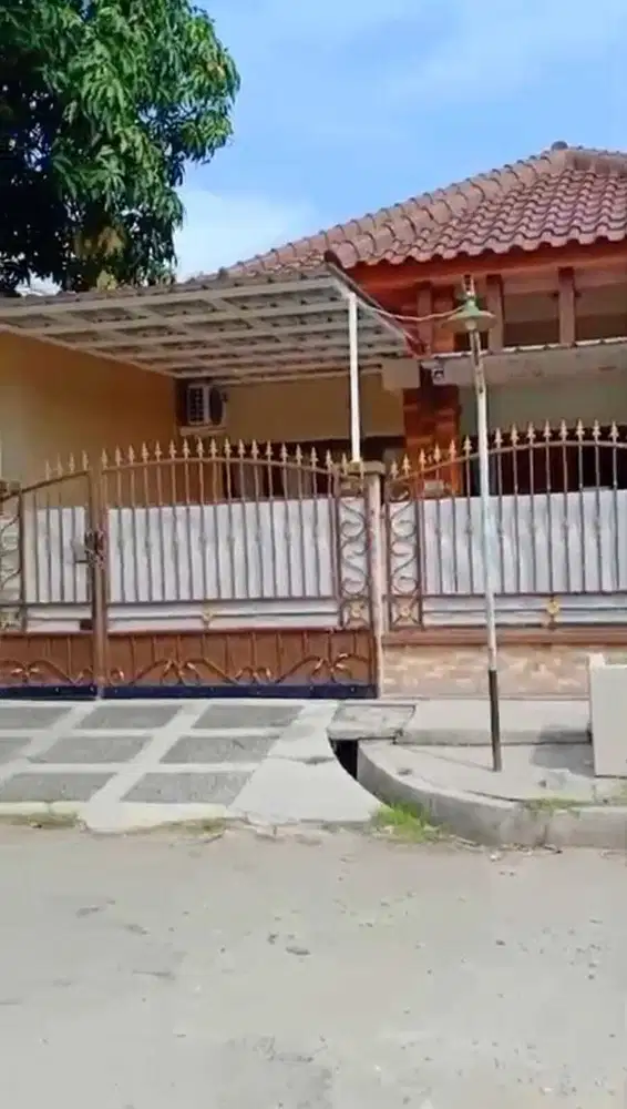 Di Pasarkan Rumah di Taman Kebalen Indah Bekasi dekat ke Summarecon