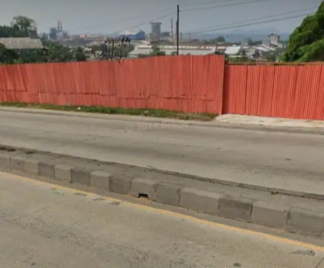 tanah 7400 meter di jalan lintas dekat pelabuhan panjang