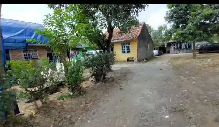 Rumah tanah saja pinggir jalan utama