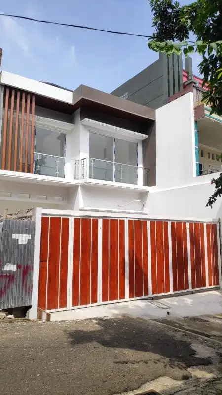 Dijual cepat rumah baru siap huni jagakarsa Jakarta selatan