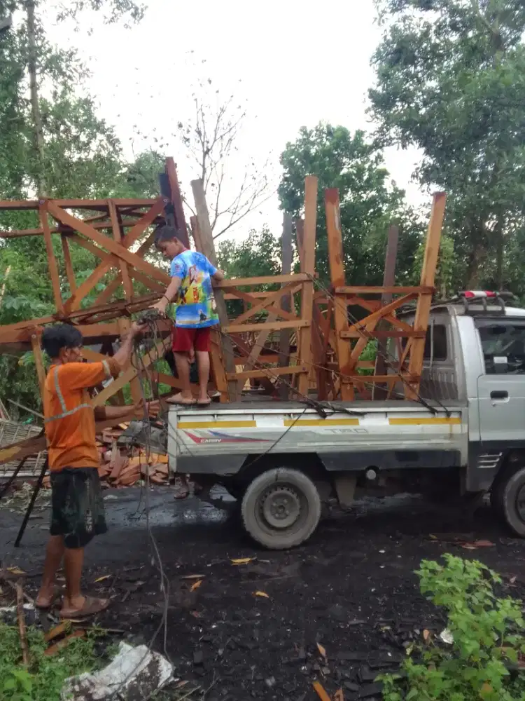 Tiang tandon menara ulin