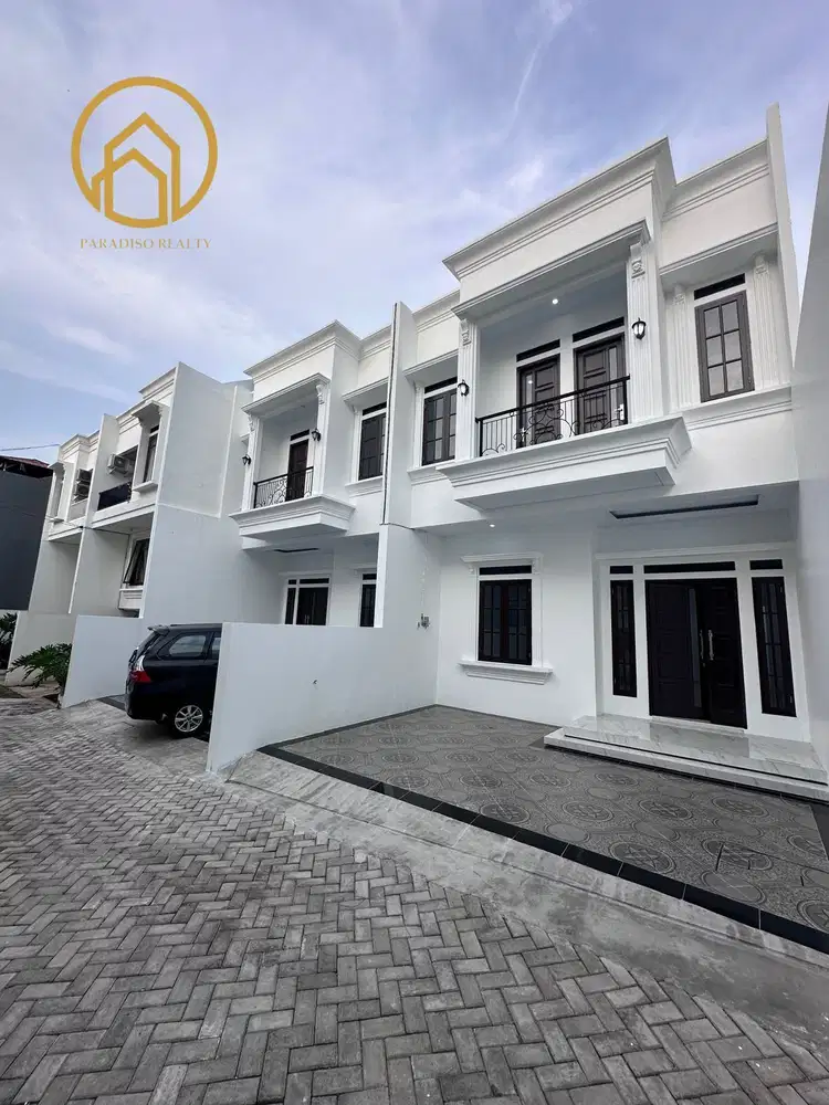 Rumah dalam Cluster Cilandak Margasatwa selangkah ke Tol Andara