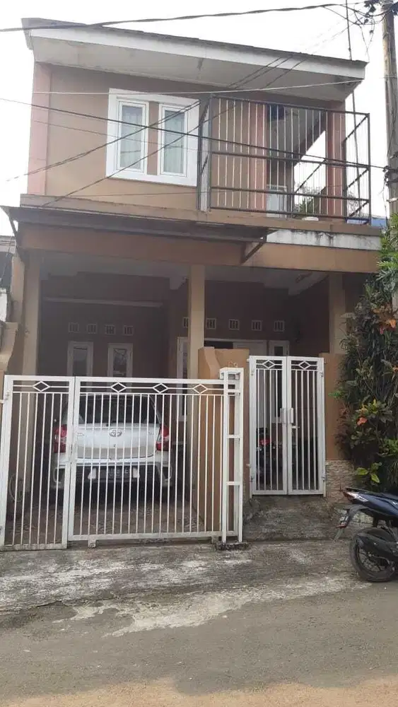 Rumah Murah Dua Lantai Turun Harga Bukit Kayu Manis Kodya Bogor