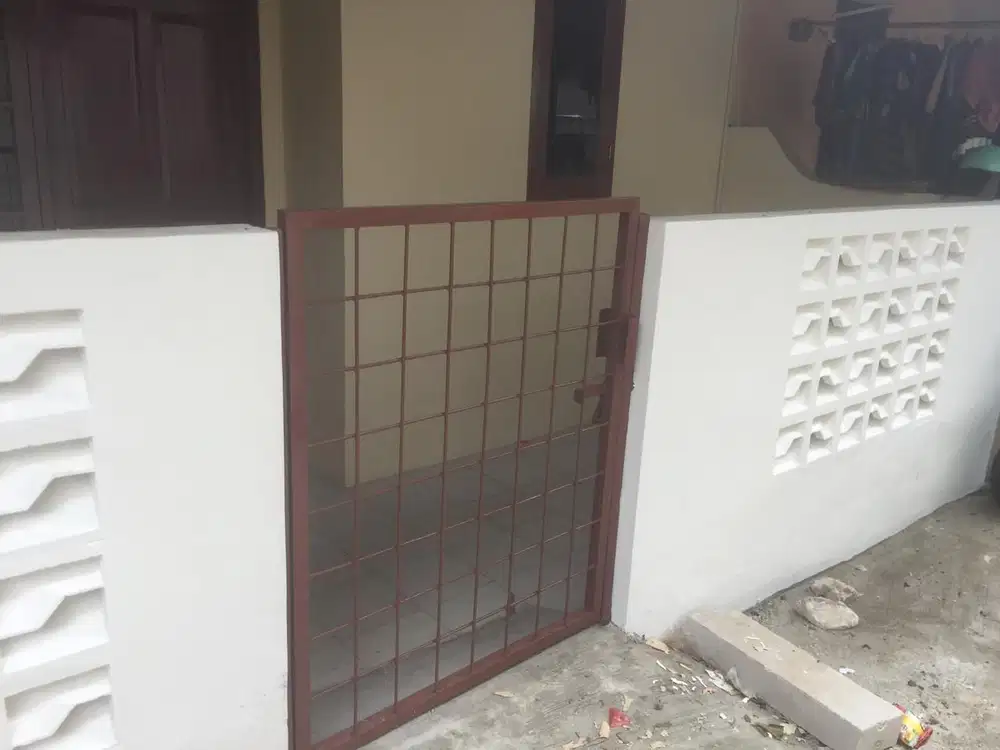 Di jual butuh rumah second di pondok kacang Tangerang selatan