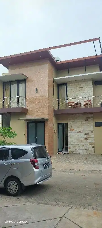 Vila Batu Mewah Dekat Jatim Park dan BNS