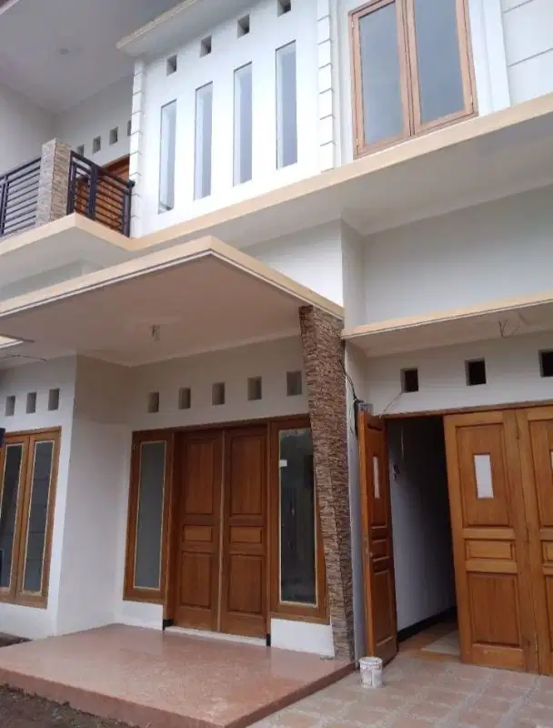 Dijual Rumah Baru Dua Lantai di Dirgantara Sawojajar