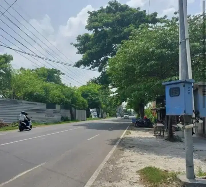 Tanah Jalan Raya Pacing Mojokerto Area Industri